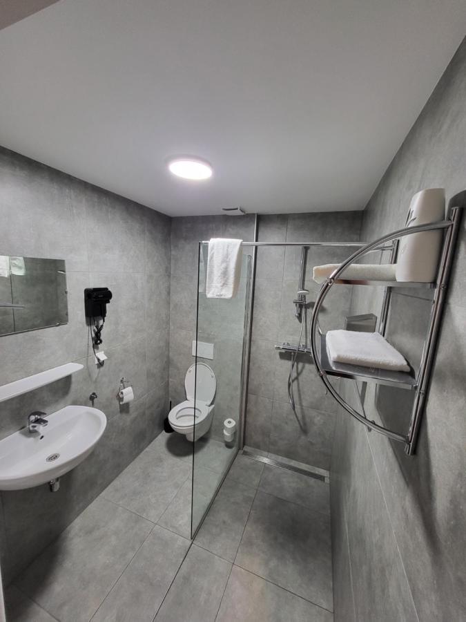 האג Hotel Broer & Zus מראה חיצוני תמונה