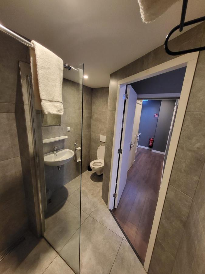 האג Hotel Broer & Zus מראה חיצוני תמונה